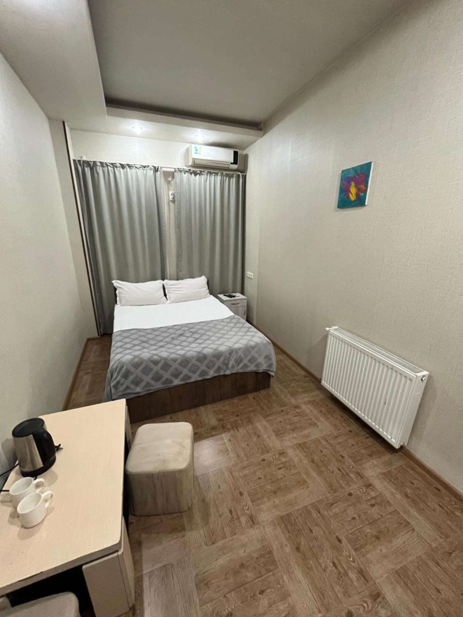 Hotel G&G Tbilisi Esterno foto