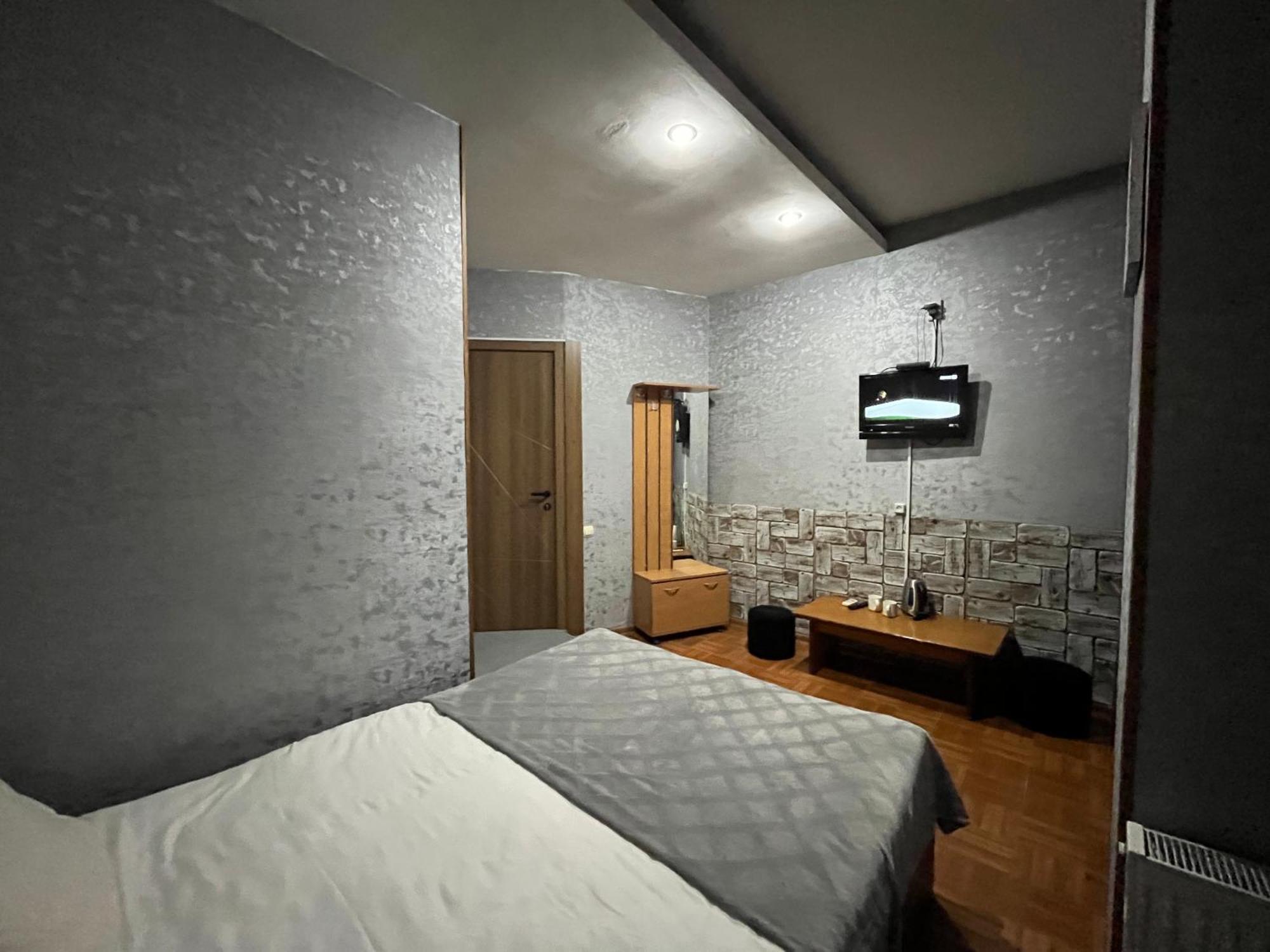 Hotel G&G Tbilisi Esterno foto