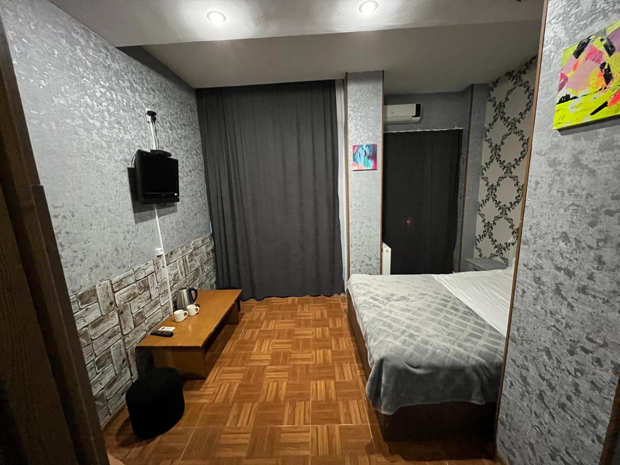 Hotel G&G Tbilisi Esterno foto