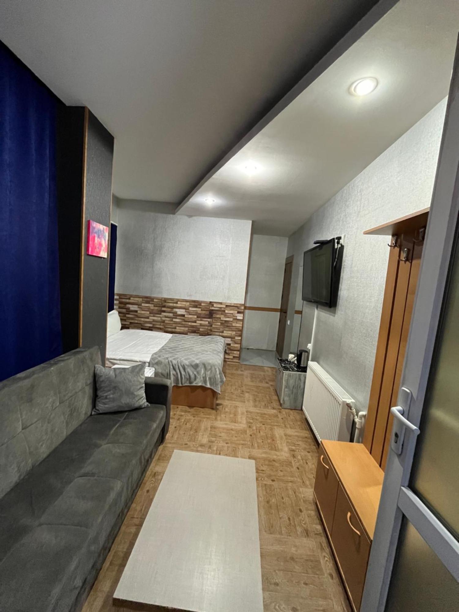 Hotel G&G Tbilisi Esterno foto