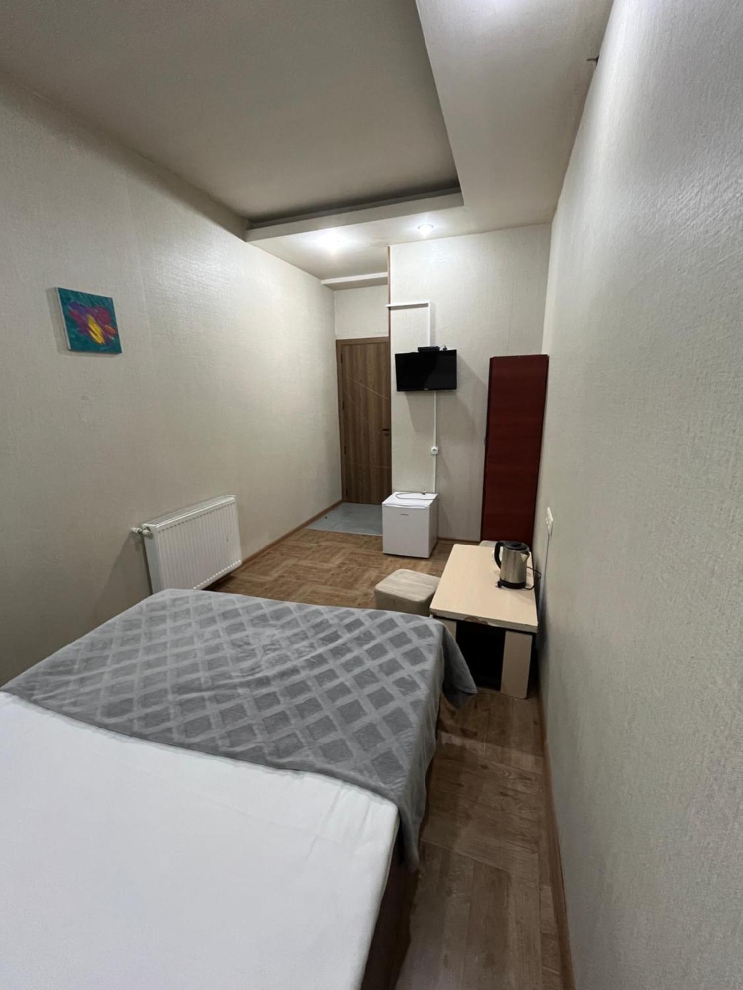 Hotel G&G Tbilisi Esterno foto